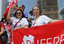 Aduferpe participa de mais um ato contra Reforma Administrativa