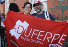 Aduferpe participa de ato contra anistia e o Congresso inimigo do povo